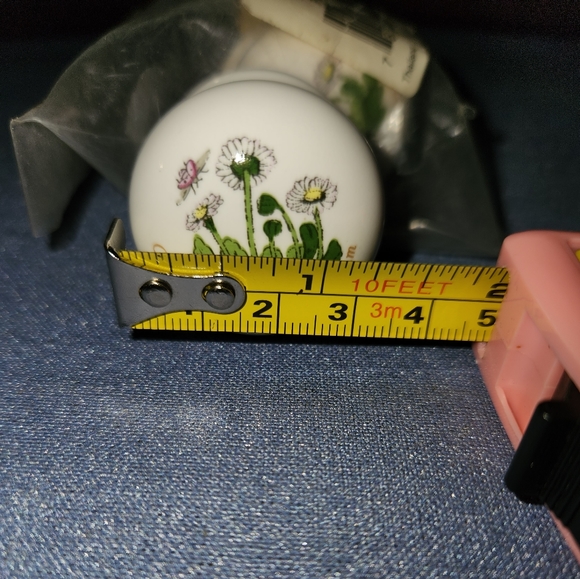 2 Brand New Liberty Hardware Vintage Chrysanthemum Drawer Knobs with screw. - Picture 2 of 3